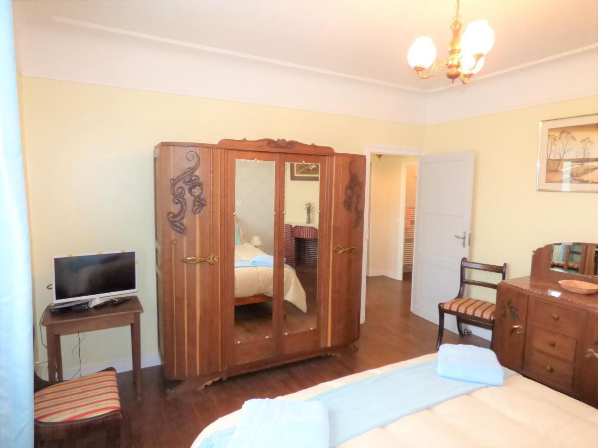 Les Tibles Bed & Breakfast Nanthiat Eksteriør bilde