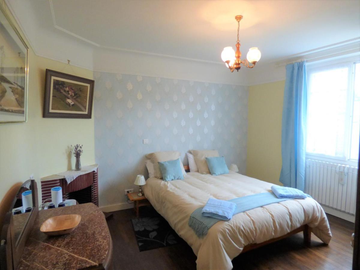 Les Tibles Bed & Breakfast Nanthiat Eksteriør bilde