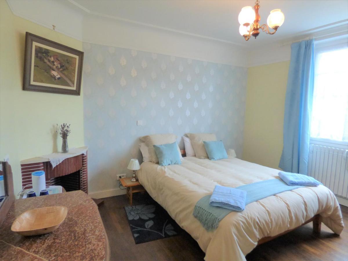 Les Tibles Bed & Breakfast Nanthiat Eksteriør bilde