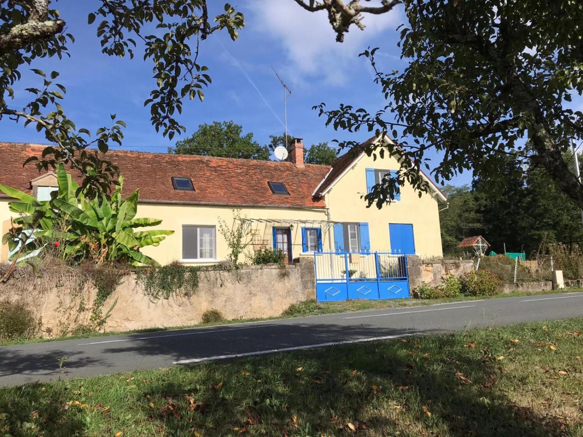 Les Tibles Bed & Breakfast Nanthiat Eksteriør bilde