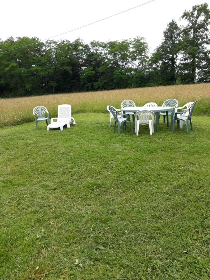 Les Tibles Bed & Breakfast Nanthiat Eksteriør bilde